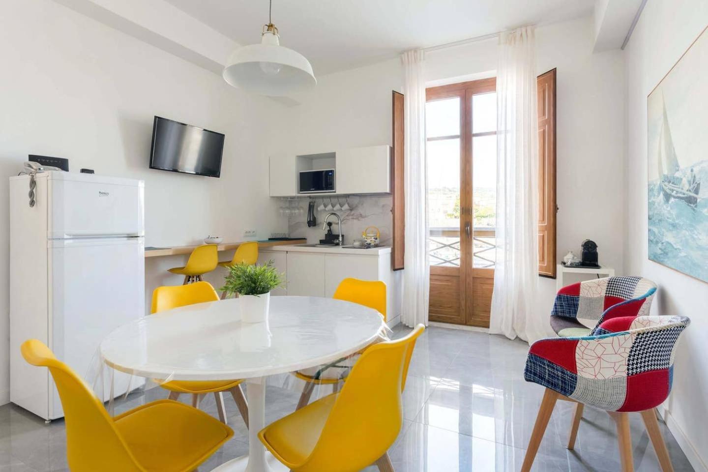 La Casa Di Nonna Maria Apartment คาตาเนีย ภายนอก รูปภาพ